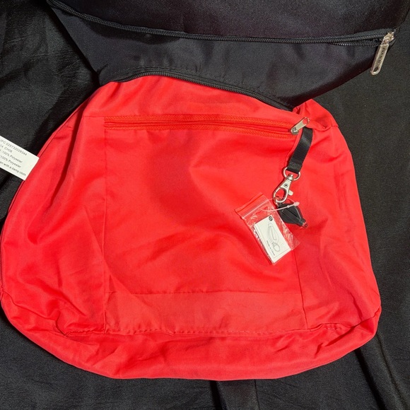 Travelon antitheft, convertible, hobo RFID blocking travel Crossbody black purse - Picture 13 of 15